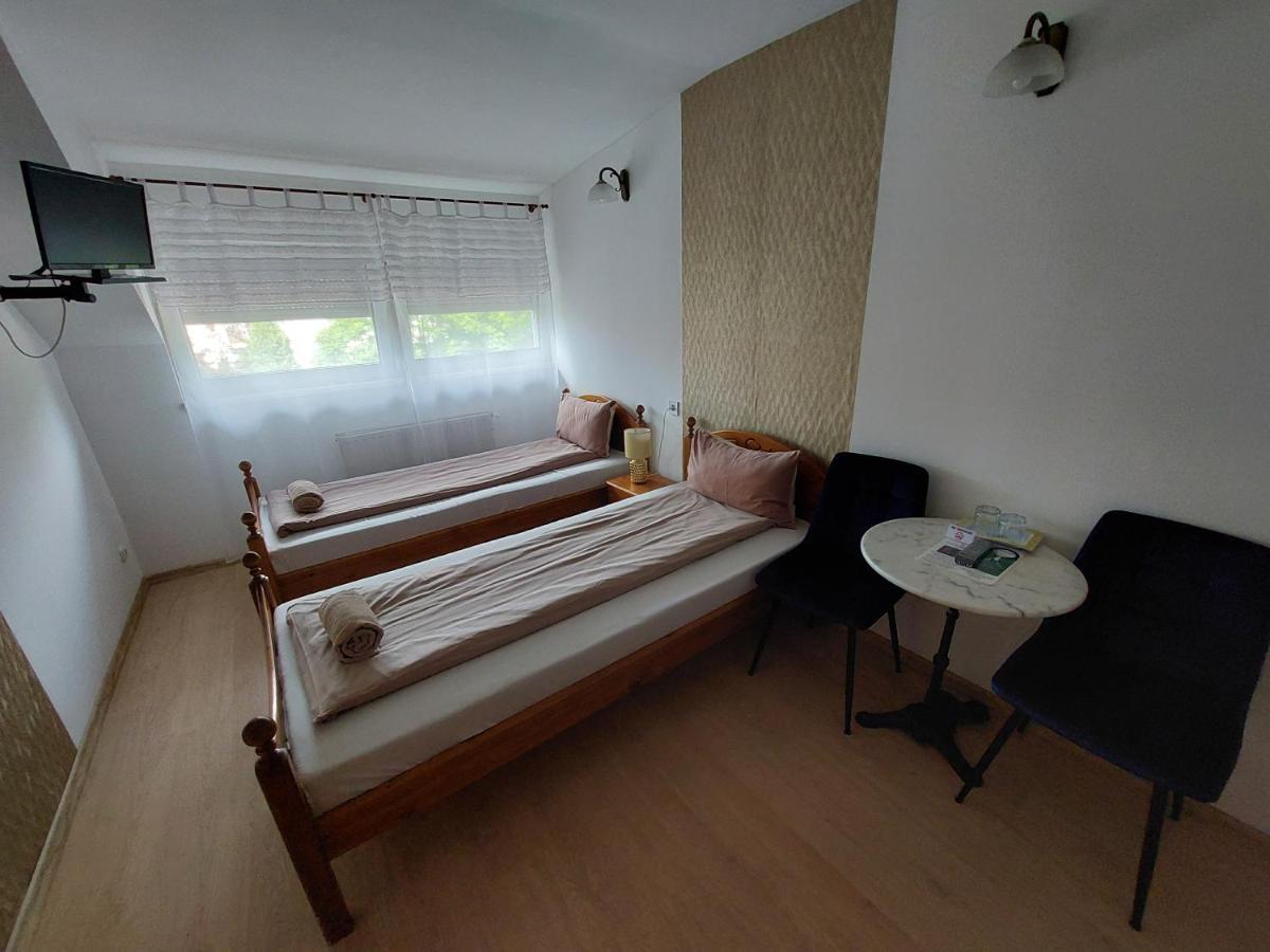 Palma Vendeghaz Bed & Breakfast Szeged Exterior photo